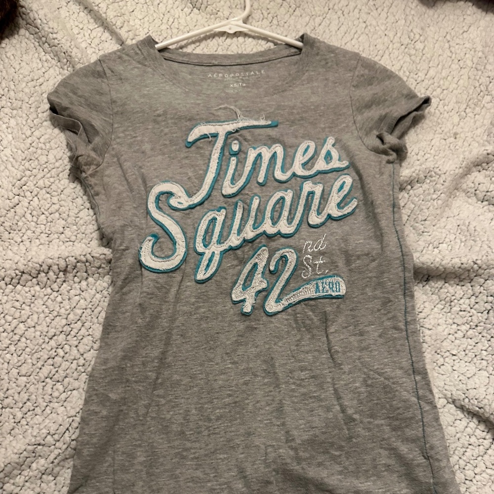Gray Aeropostale "Times Square 42"